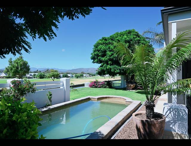 4 BEDROOM FREESTANDING FOR SALE IN SILWERSTRAND GOLF AND RIVER ESTATE